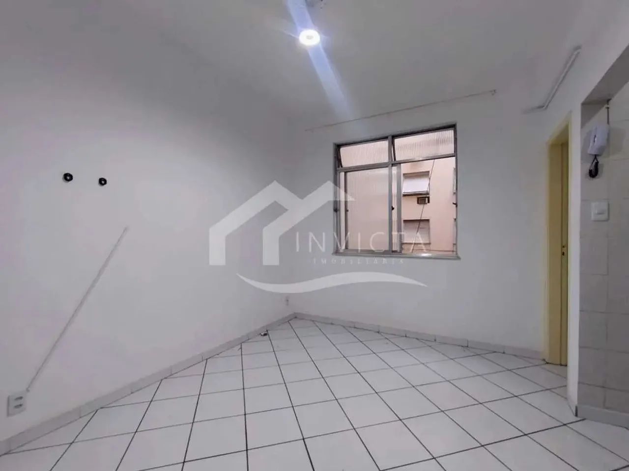MARAVILHOSO SALA QUARTO EM COPACABANA