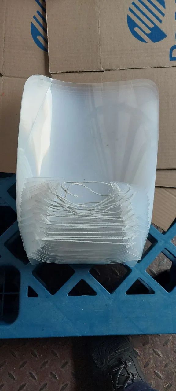 Protetor facial com elastico fino - Foto 4