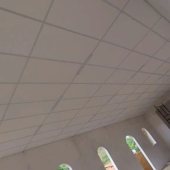 Forro modular isopor 