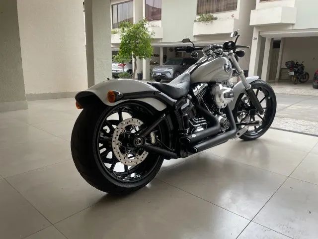 Harley Davidson 2016 Breakout - Foto 3