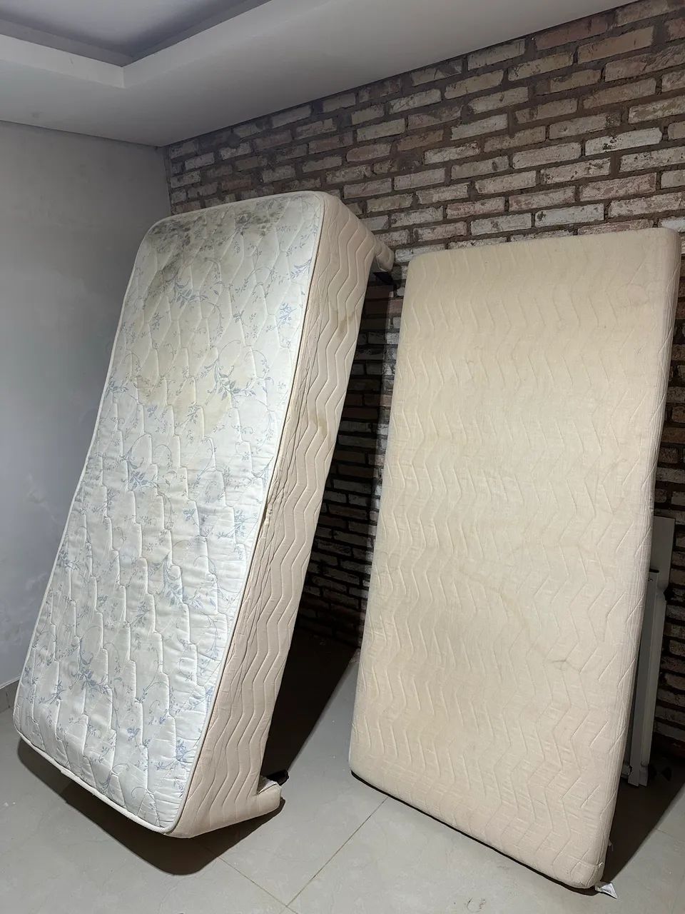 CAMA SOLTEIRO COM CAMA AUXILIAR