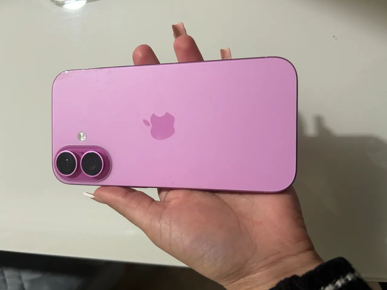 iPhone 16