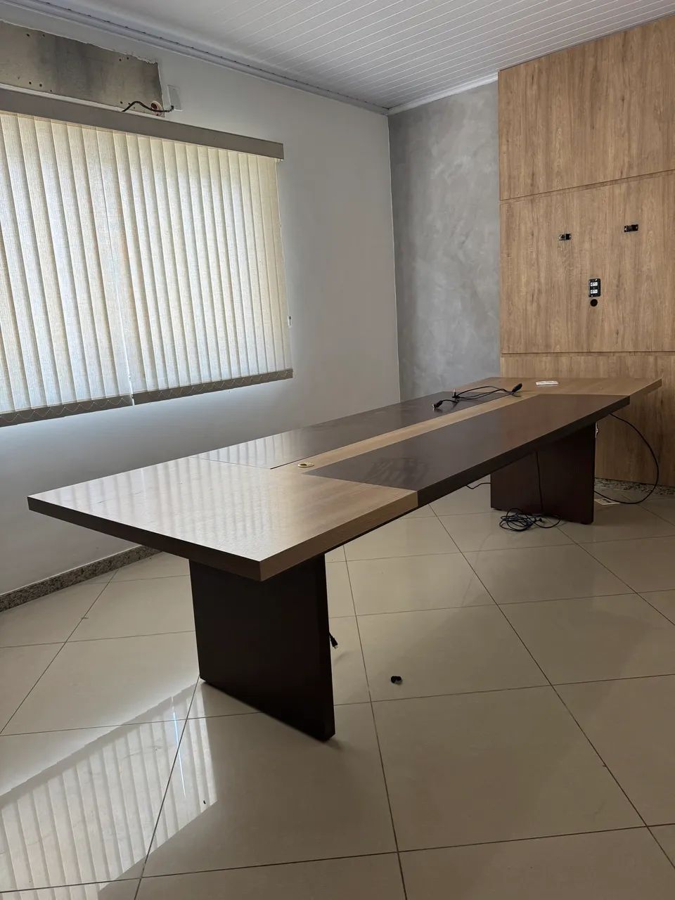 Mesa de reunião mdf 25mm 4 metros - Foto 3