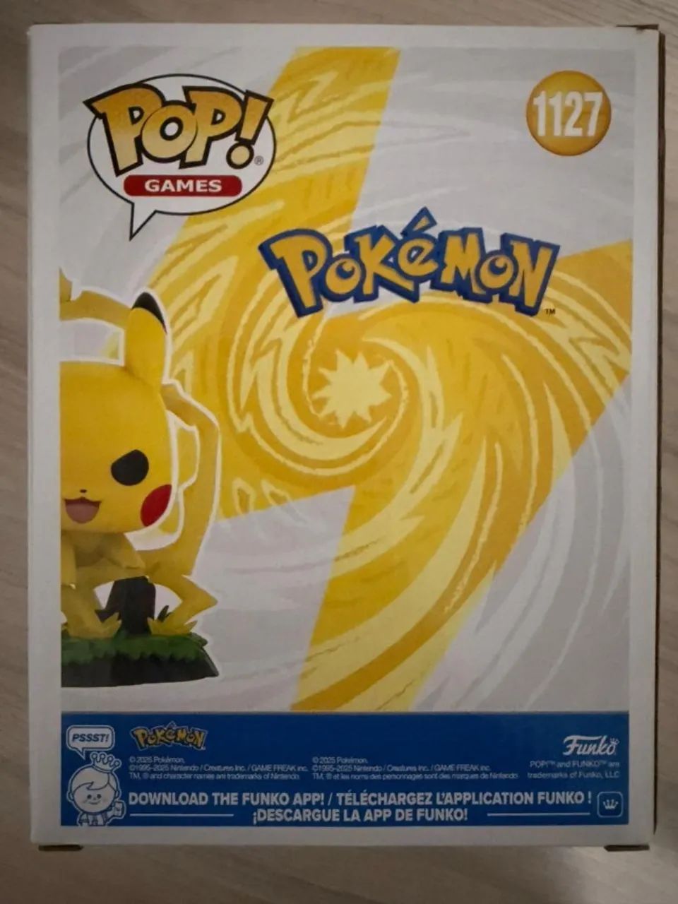 Funko Pop Pokemon Pikachu 1127 - Foto 3