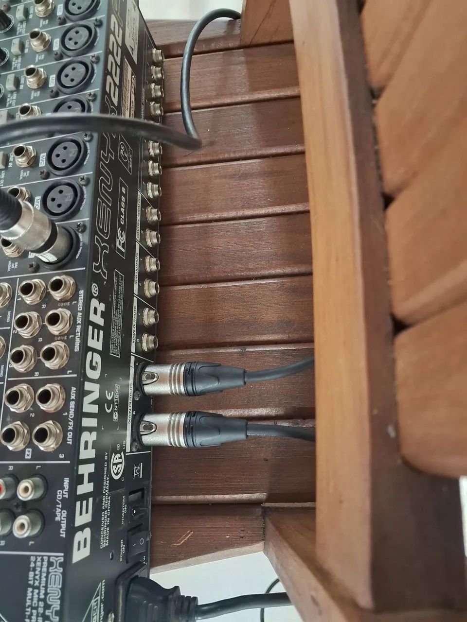Mesa de som Behringer Xenix 2222 FX - Foto 4