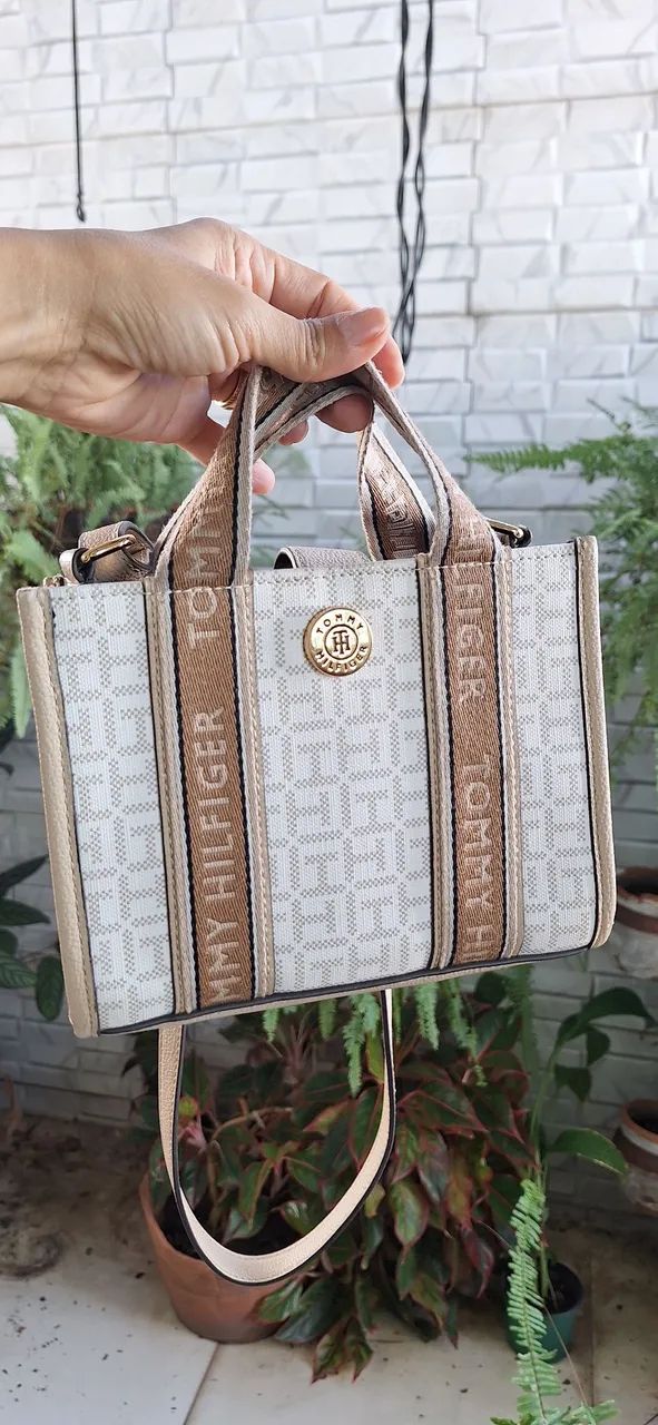 Bolsa tomy