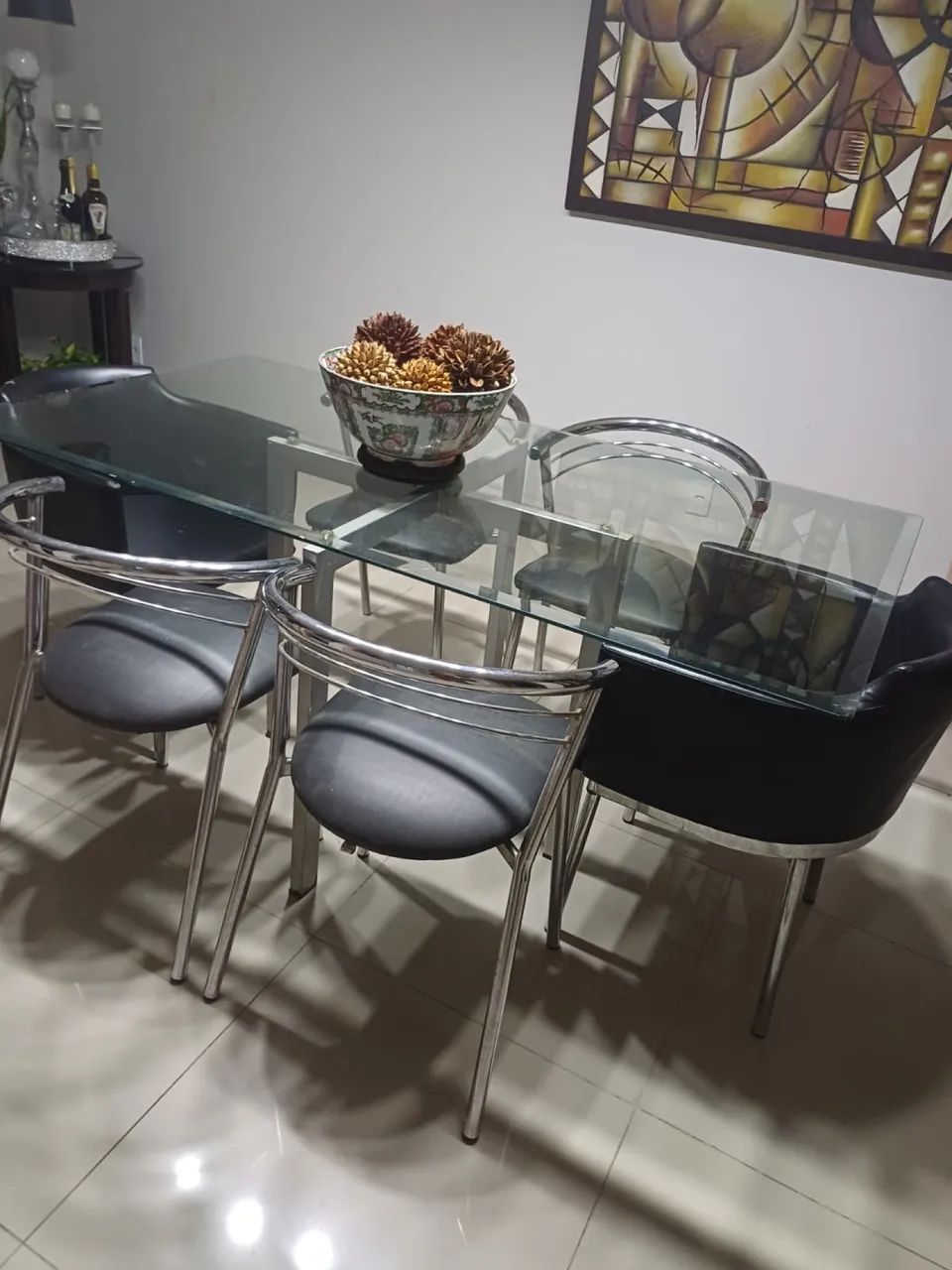 Oportunidade única! Lindo jogo de mesa