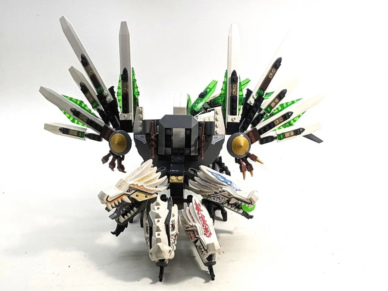Lego Ninjago 9450 Epic Dragon Battle