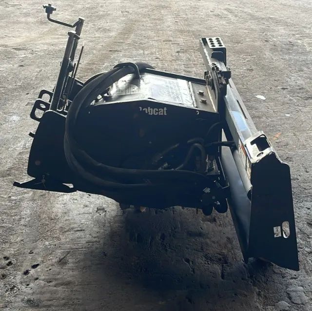 Implemento Fresadora De Asfalto Bobcat 14pol. Semi Nova 2018 - Foto 2