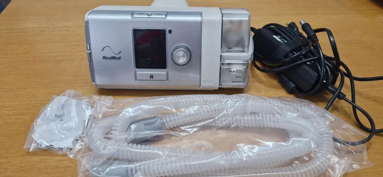 CPAP/BiPAP ResMed AirCurve 10 + Umidificador - Completo - Foto 2