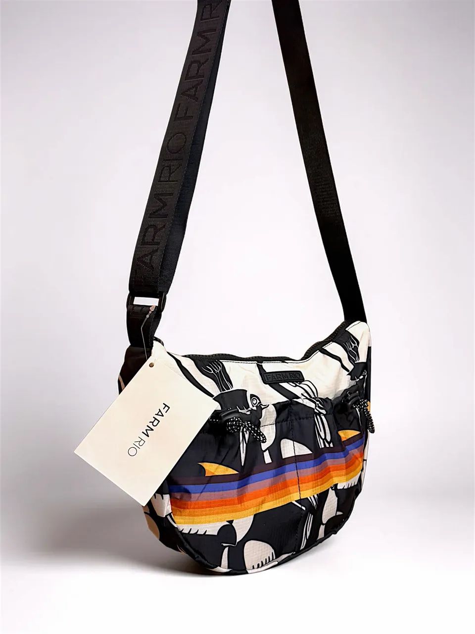 Bolsa crossbody da FARM estampada nova - Foto 2