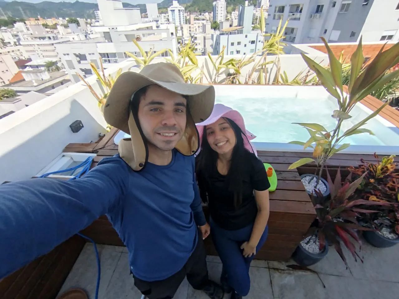 Limpeza e manutenção de piscinas  - Foto 4