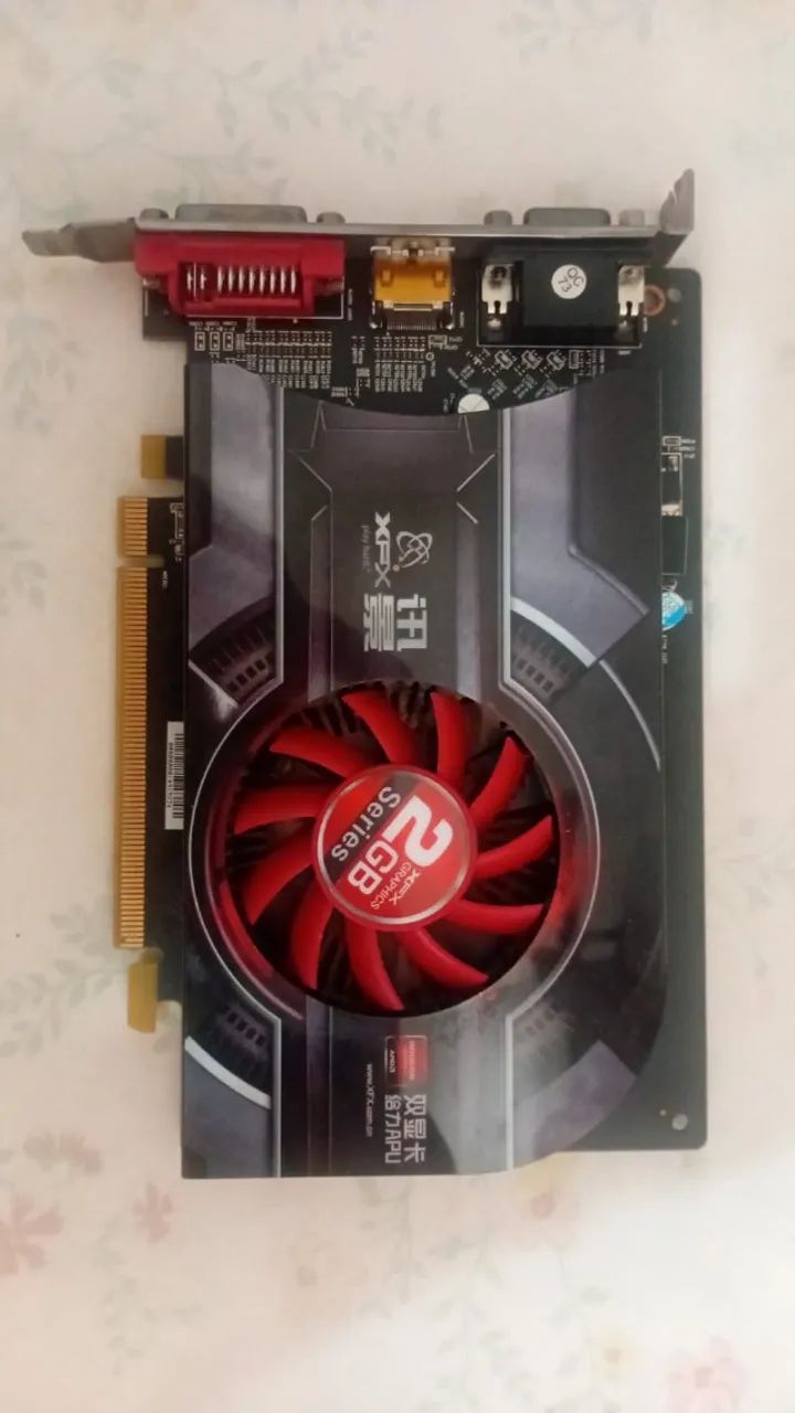Placa de Vídeo AMD Radeon HD 6450 XFX