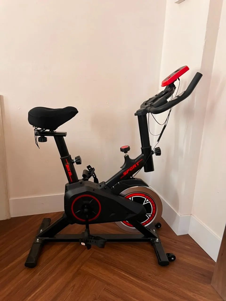 Bicicleta Ergometrica Spinning, Bicicleta Academia