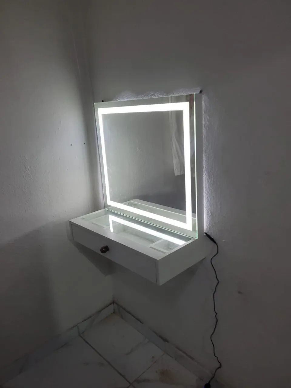 Penteadeira camarim suspensa led 70cm  - Foto 3
