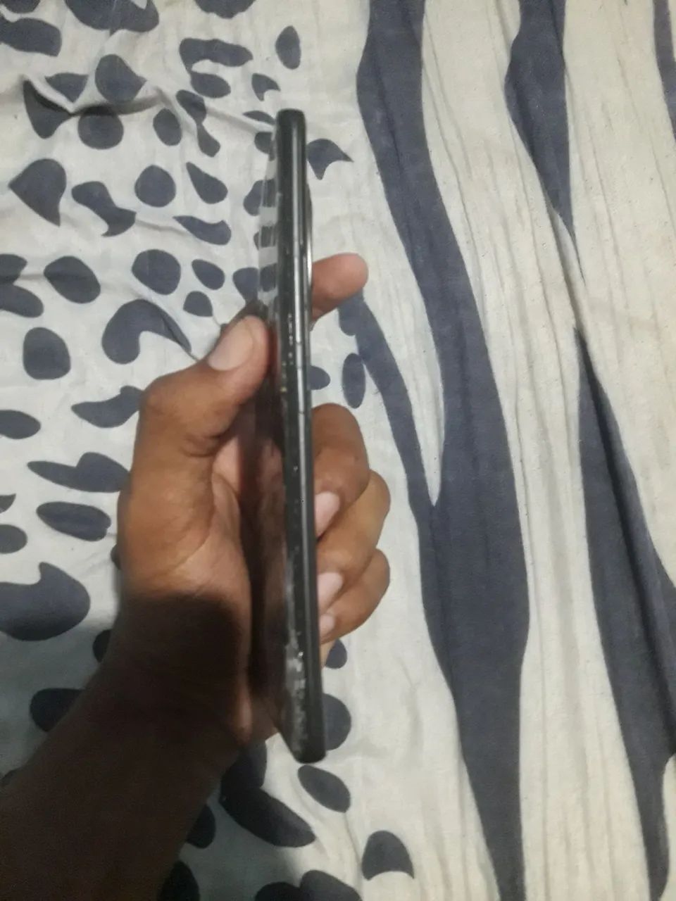 Vendo poco m8 pro 5g quebradado - Foto 3