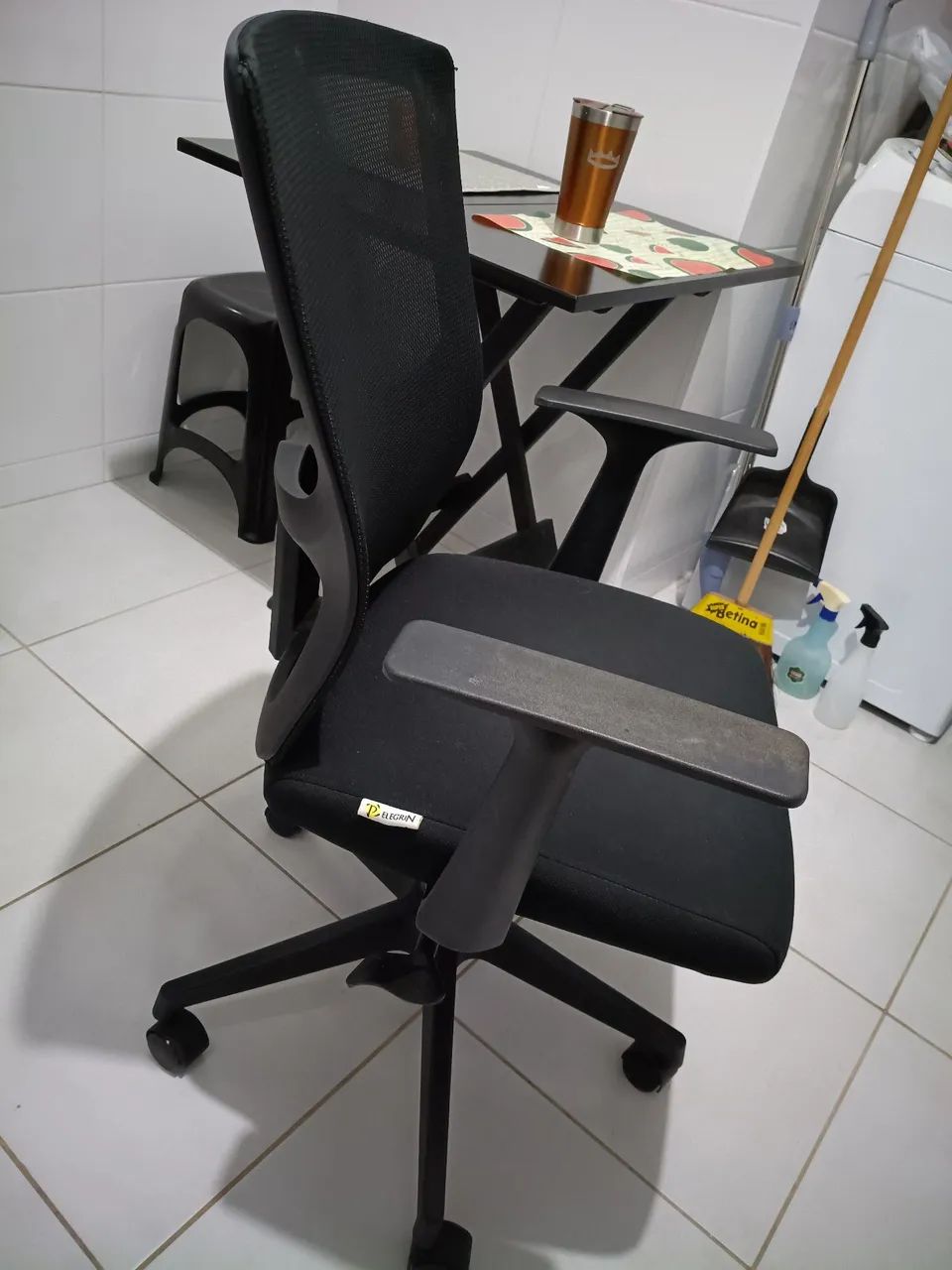 Cadeira de escritório/home office Elegrin