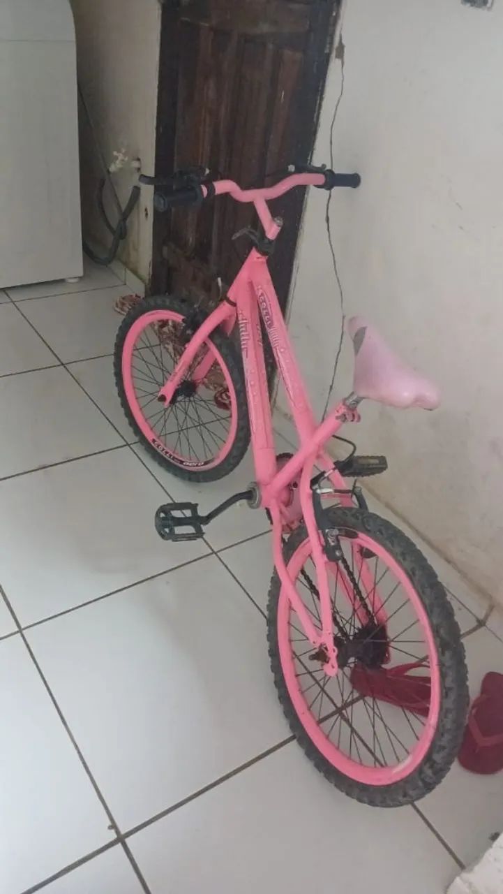 Bicicleta infantil na cor rosa - Foto 2
