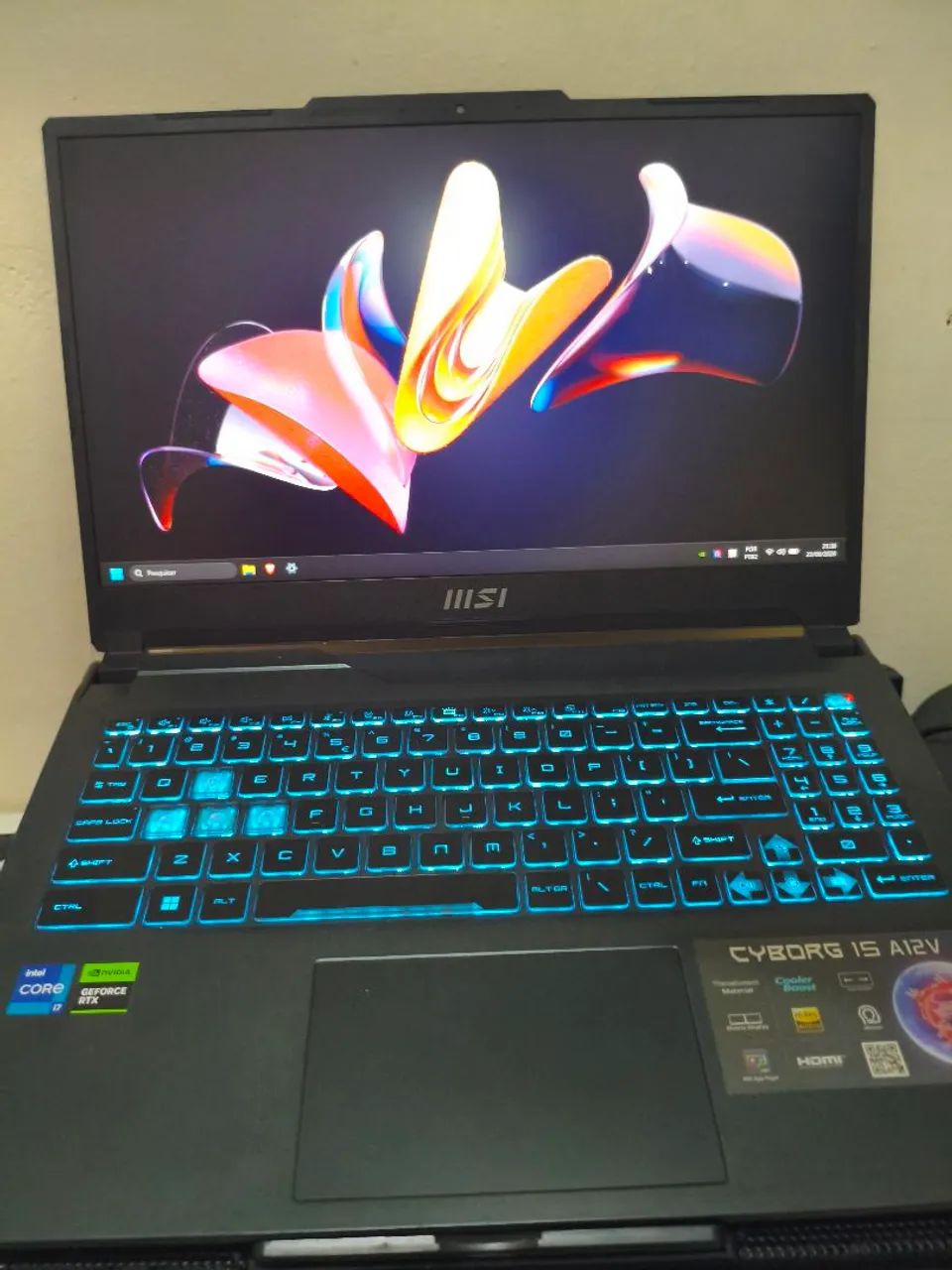 Notebook gamer MSI Cyborg 15 - Foto 2