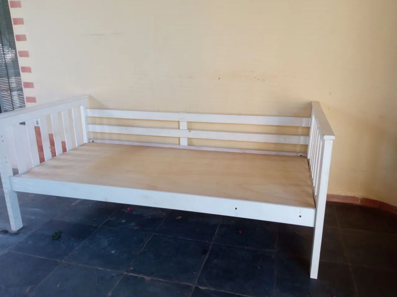 Cama de solteiro sem colchão  - Foto 2