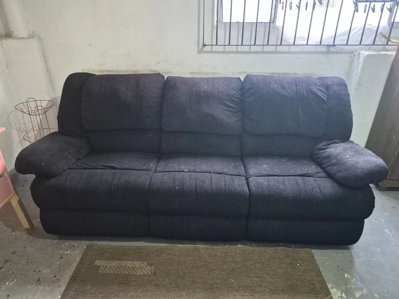 Sofá 3 lugares retrátil e reclinável 