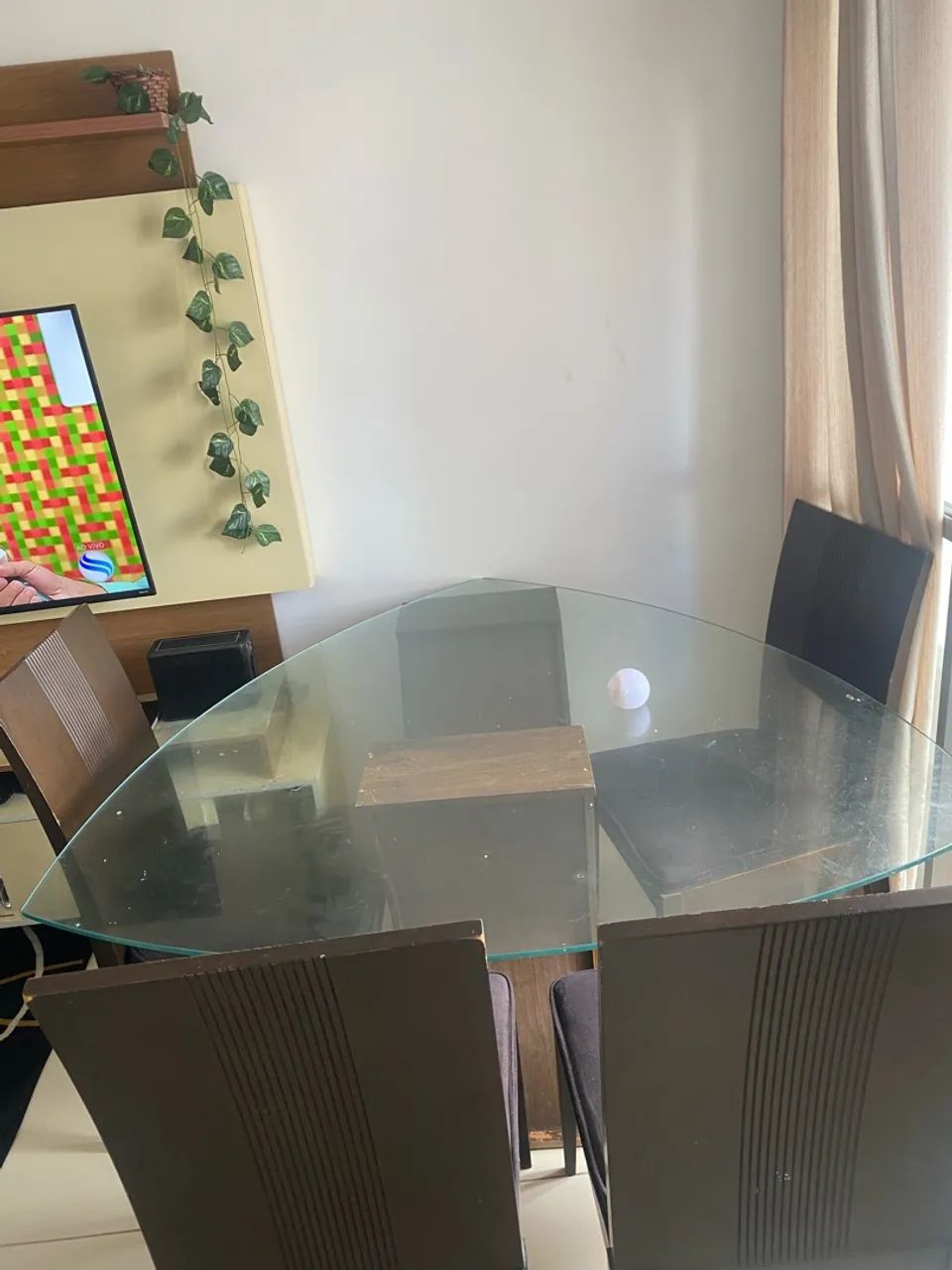 Mesa com 4 cadeiras  - Foto 2