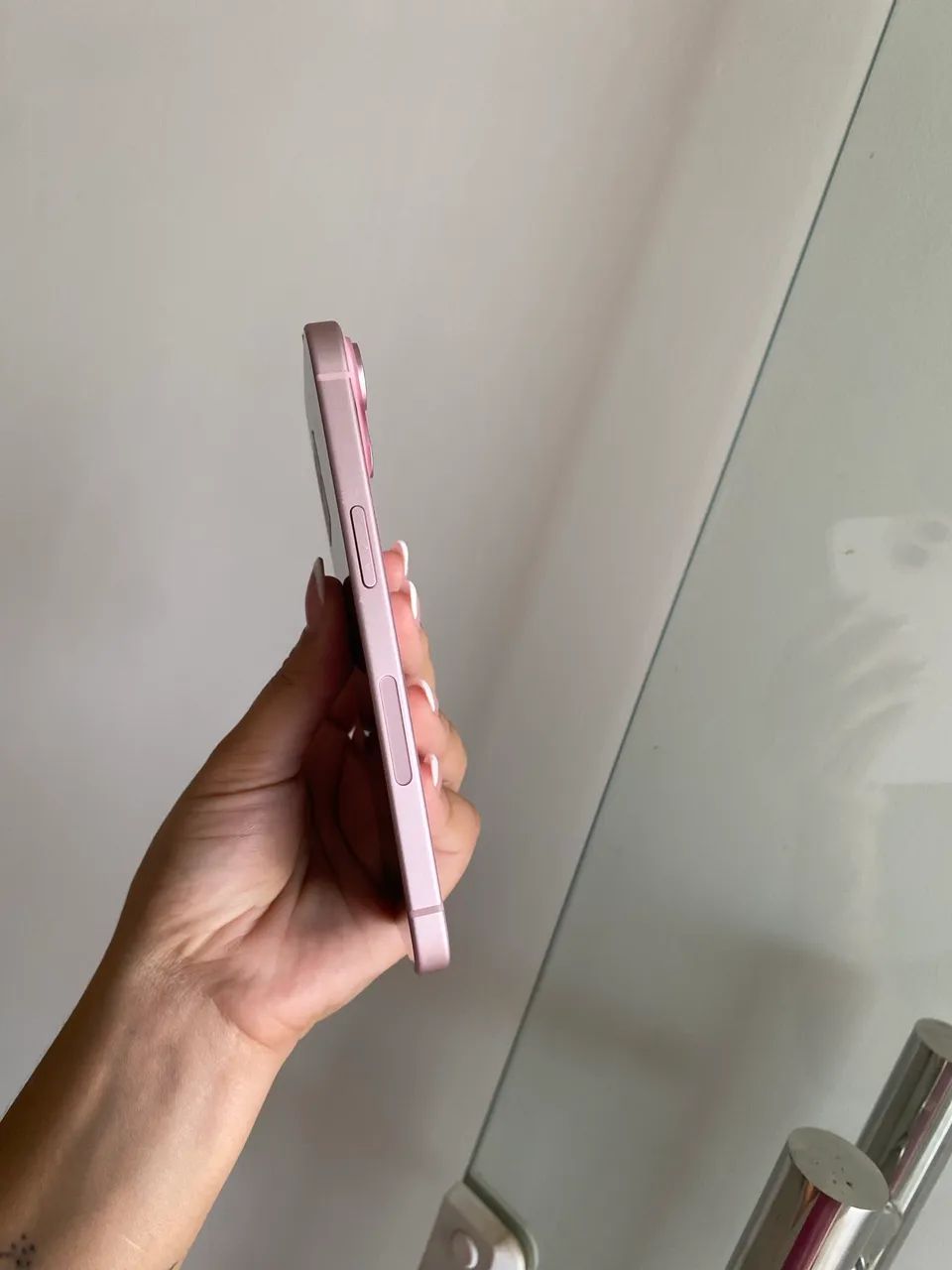 iPhone 15 / 128GB - Foto 2