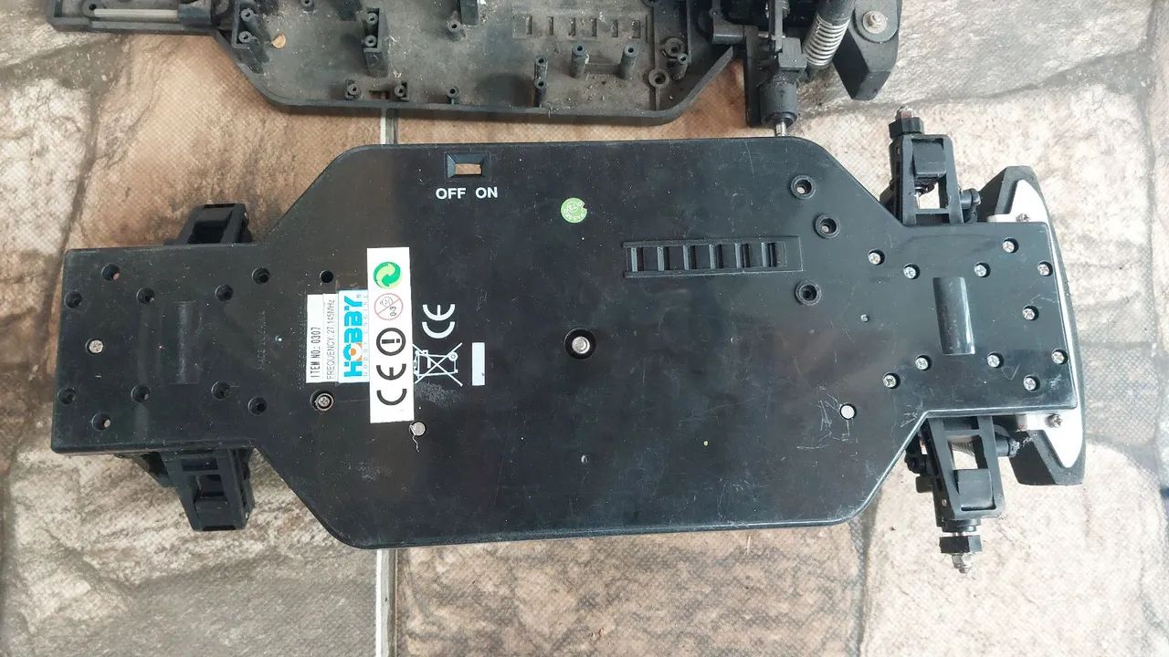 Chassi de automodelo elétrico  - Foto 3