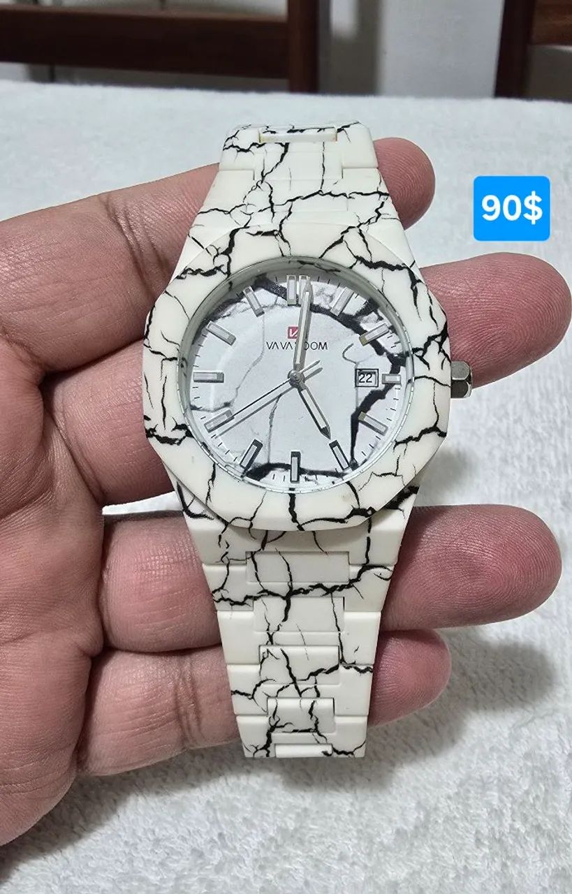Relógio da VA VA VOOM branco rajado original 