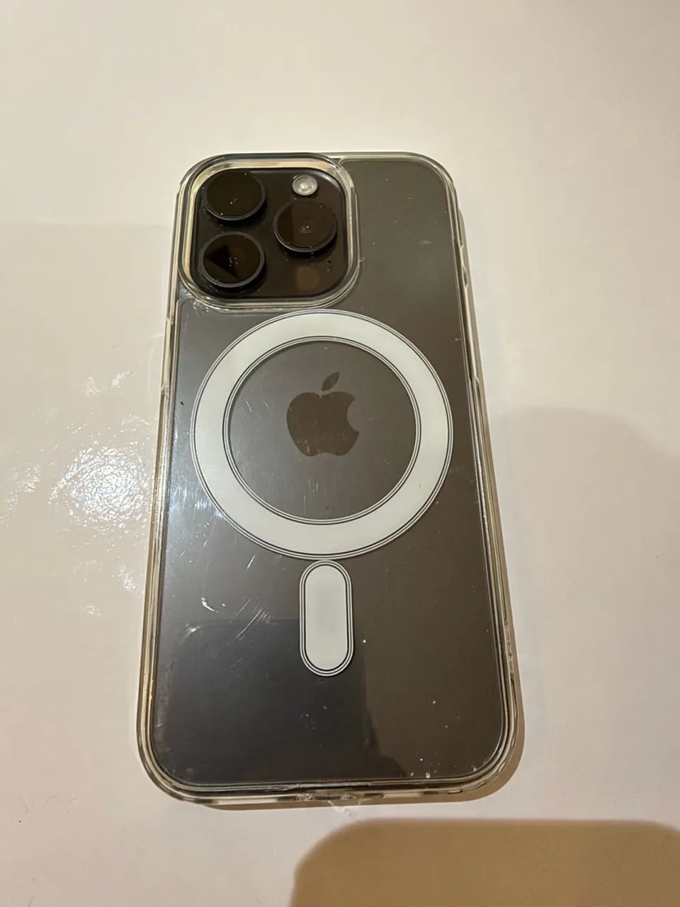 iPhone 15 pro 256 - Foto 2