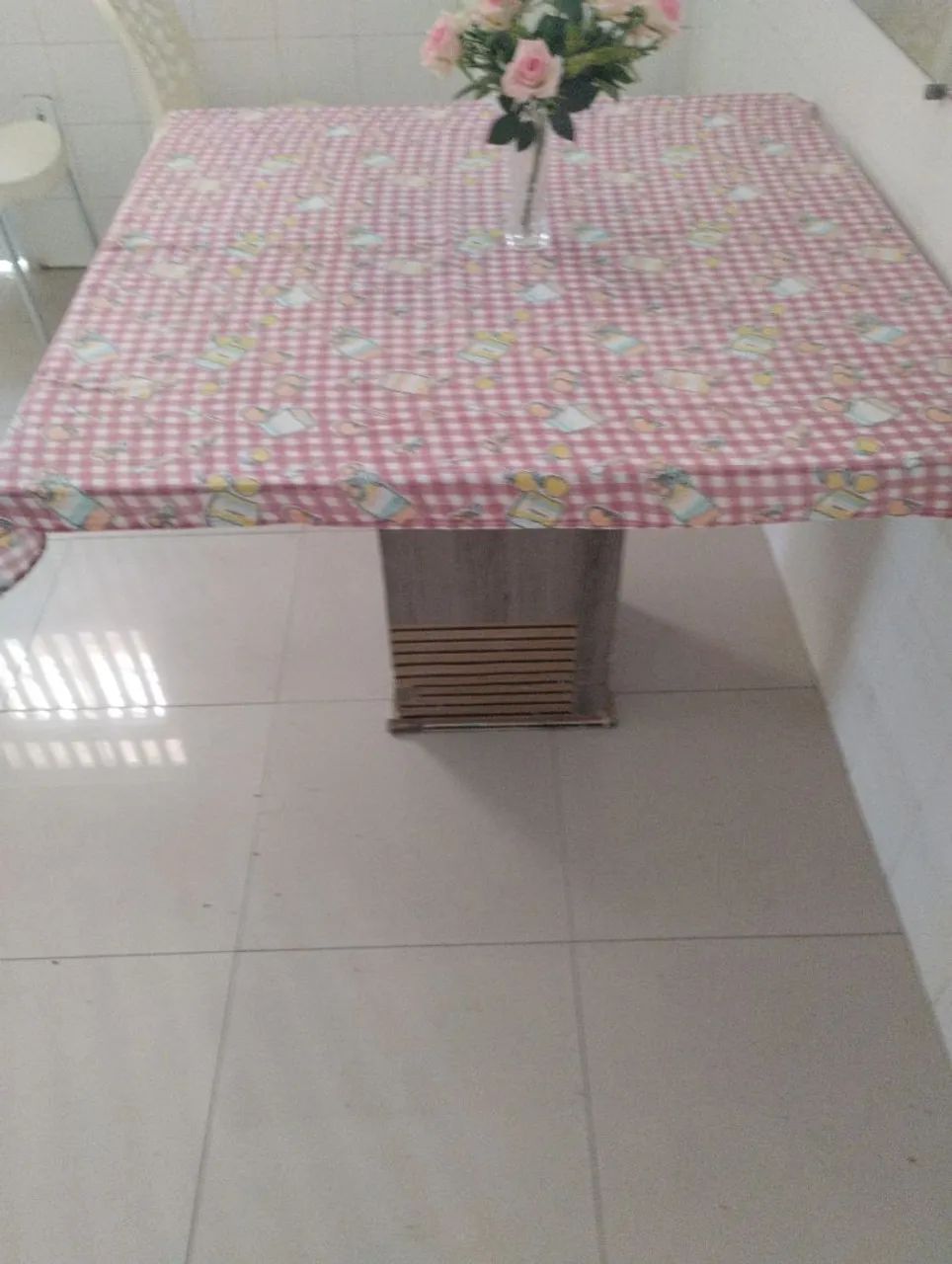 Doação de mesa 4 lugares - Foto 2