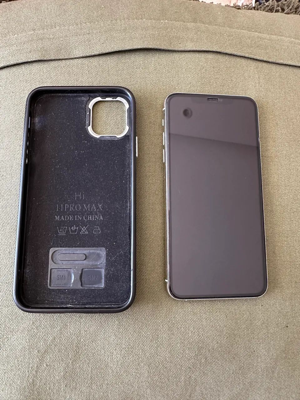 iPhone 11 Pro Max 256 - Foto 2