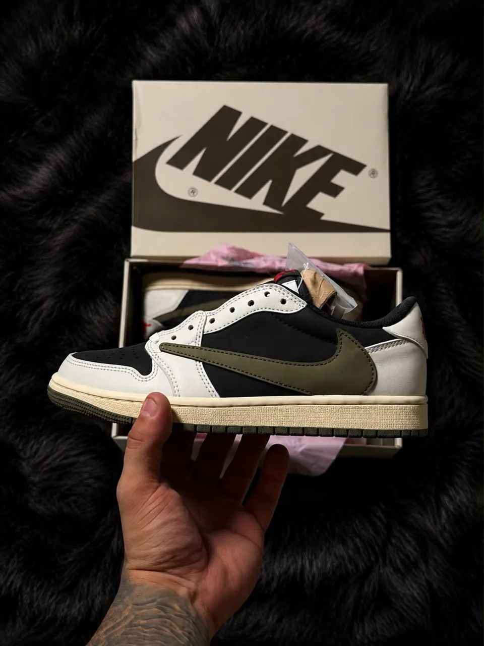 Tênis Nike Air Jordan 1 Olive  - Foto 3