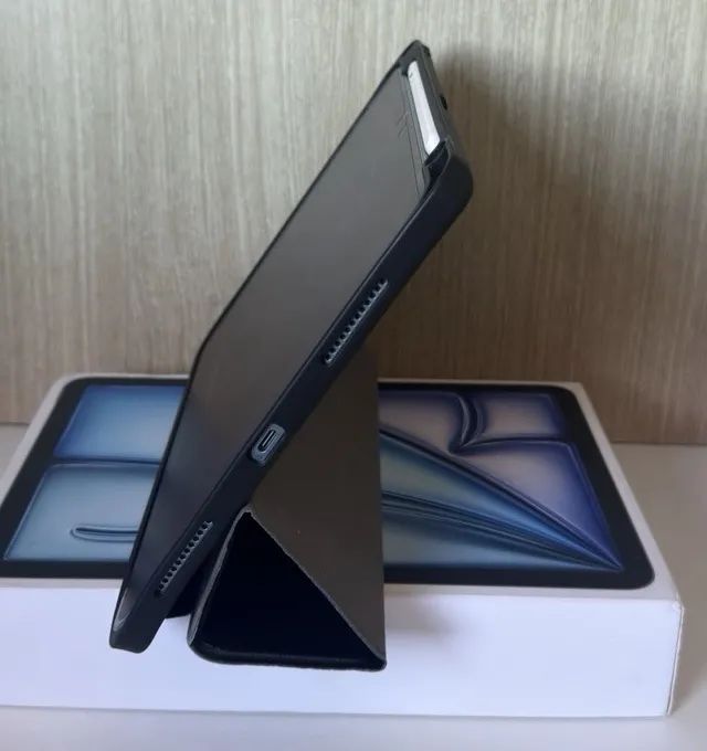 iPad Air M4 11 256GB Wi-Fi + case e caneta - Foto 2