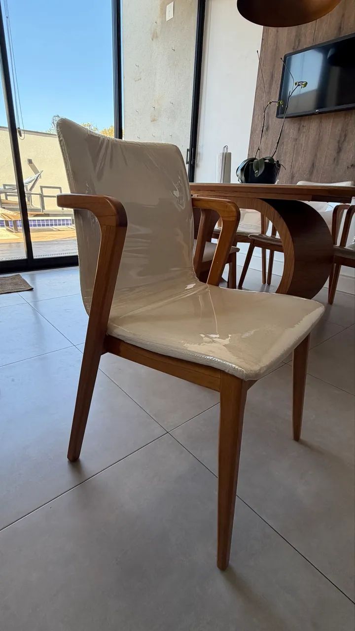 Mesa de Jantar Madeira Maciça com Tampo de Vidro + 6 Cadeiras - Foto 2