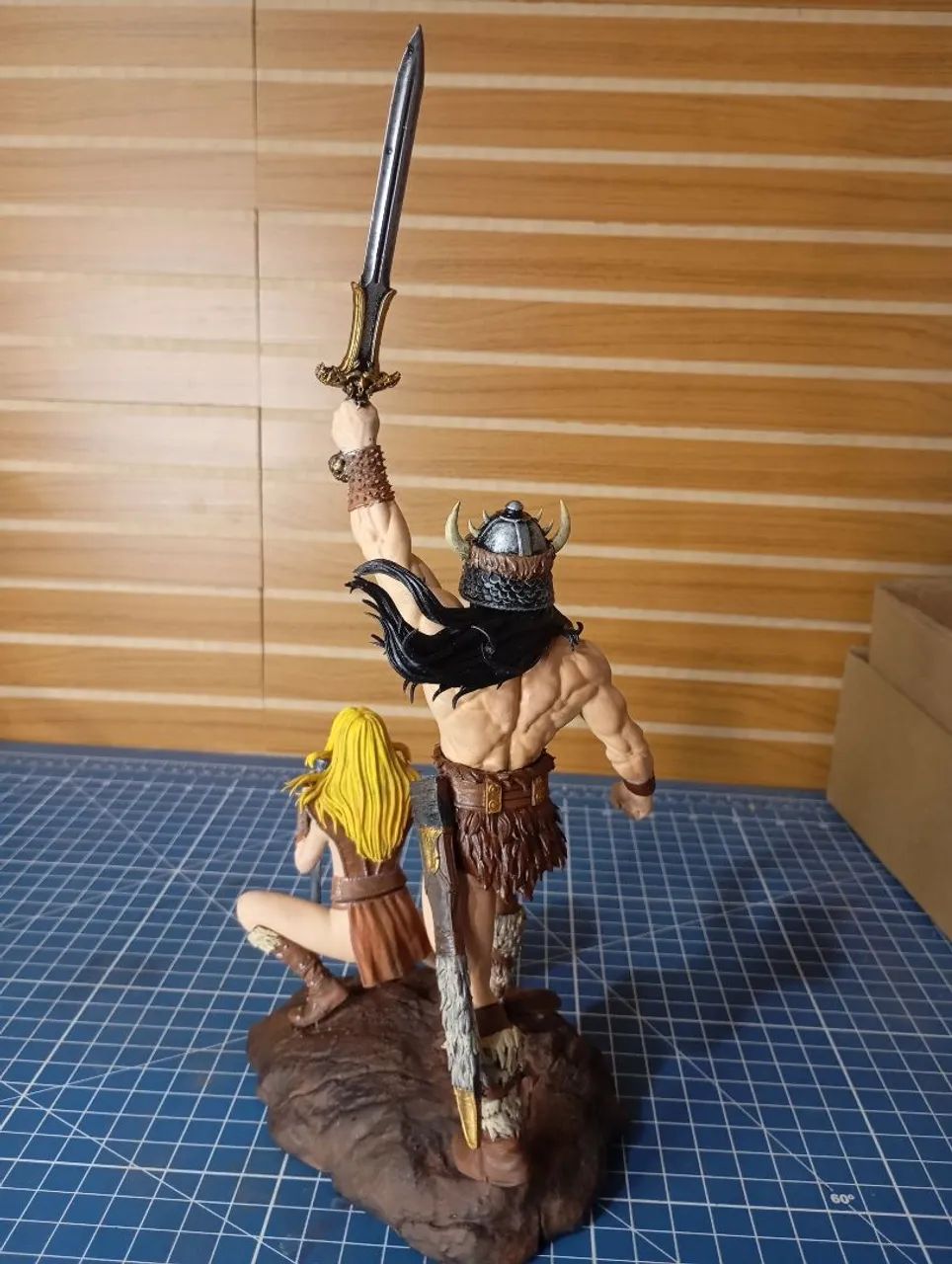 Conan e valeria estatua 3d  - Foto 5