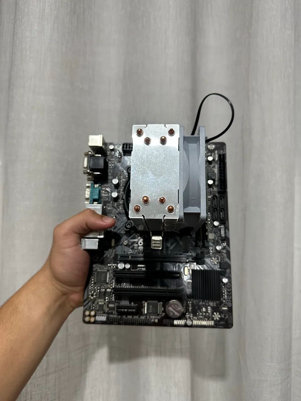 Kit upgrade Intel i5 9400 + 16GB RAM + H310M - Foto 3
