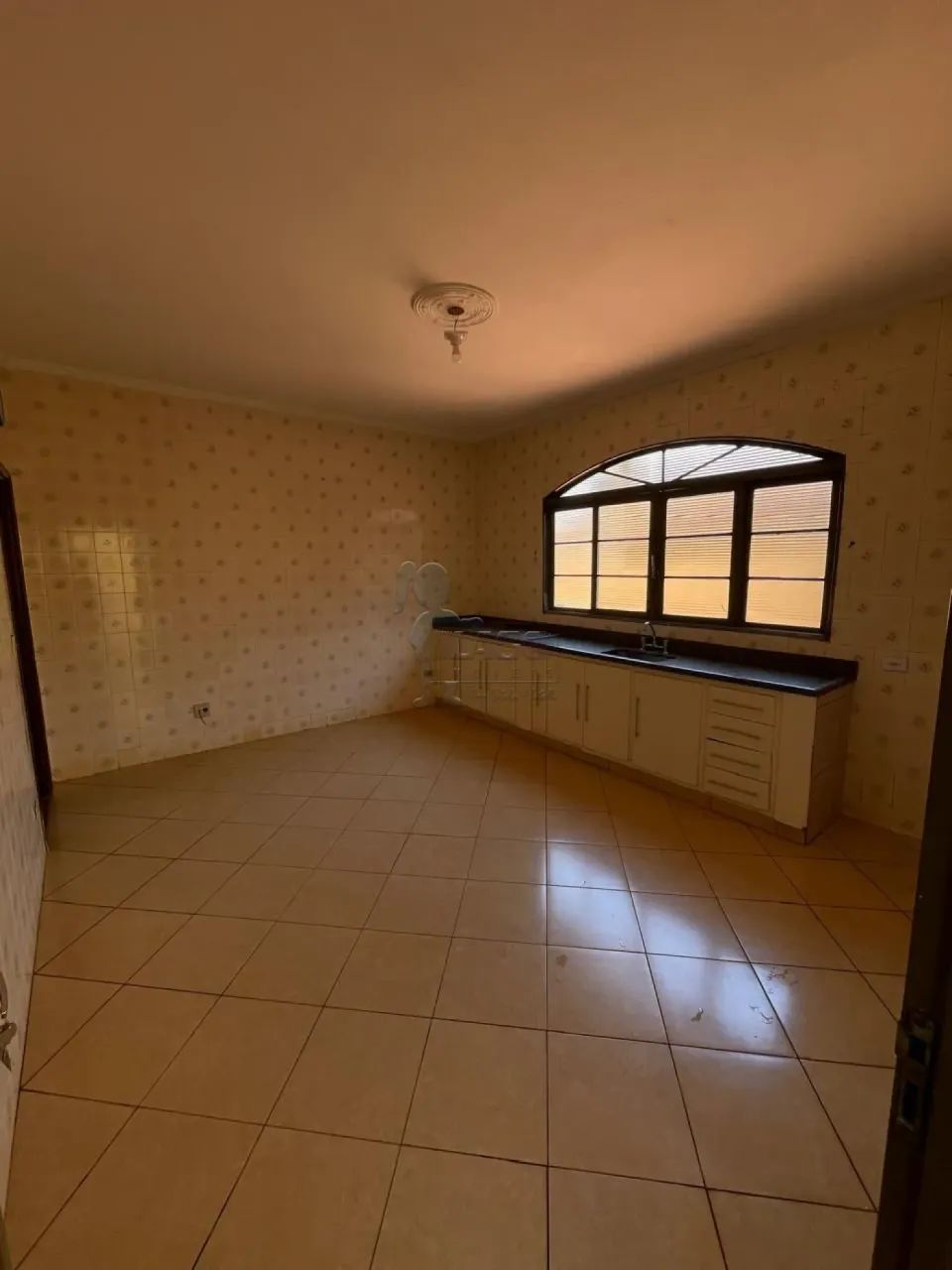 Casa térrea de 133m² com 03 quartos para venda - Centro - Foto 3