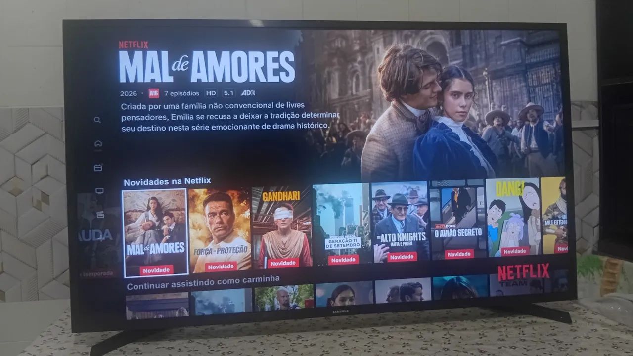 Tv smart sansung 43 polegadas estado de nova  - Foto 2