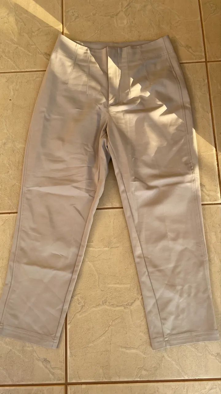 Roupas e calçados seminovos/usados - Foto 2