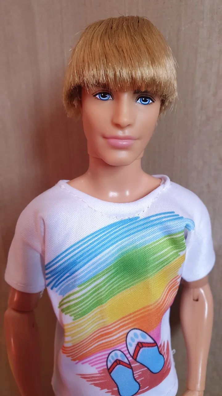 Boneco ken 