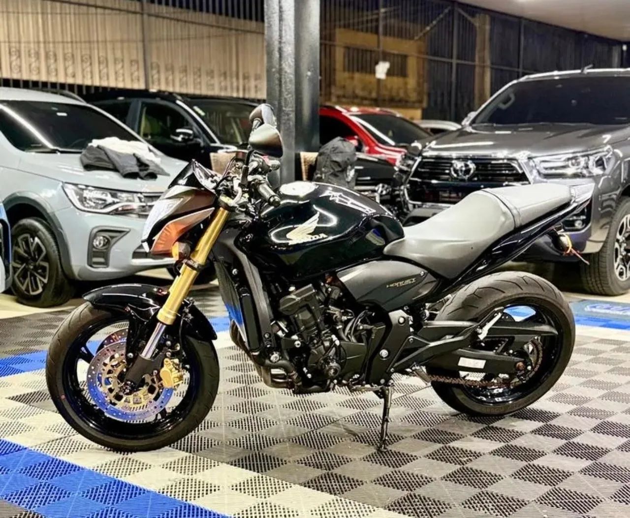 Hornet CB600 - Foto 2