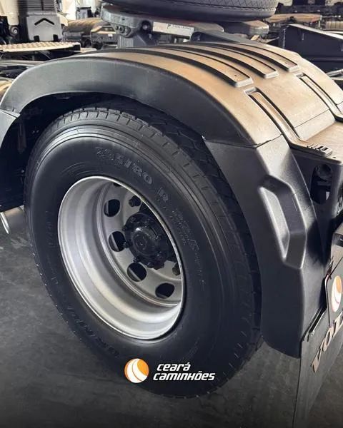 VOLVO VM 330 4X2 2022 - Foto 3