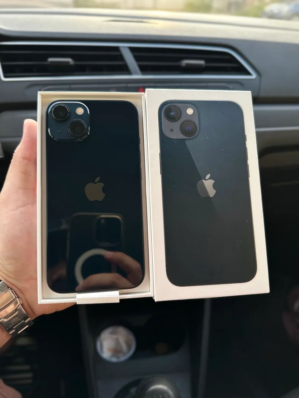 iPhone 13 128gb com nota fiscal, caixa e todos acessórios!  - Foto 4