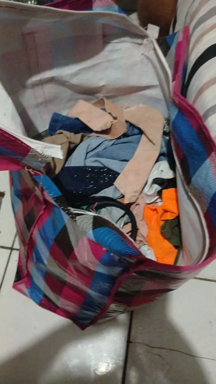 Acervo de roupas usadas - Foto 2