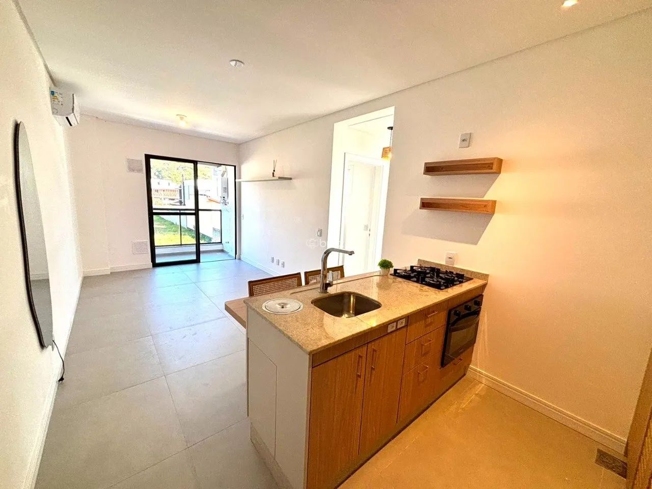 Apartamento 2 quartos no Praça Madrid, Florianópolis