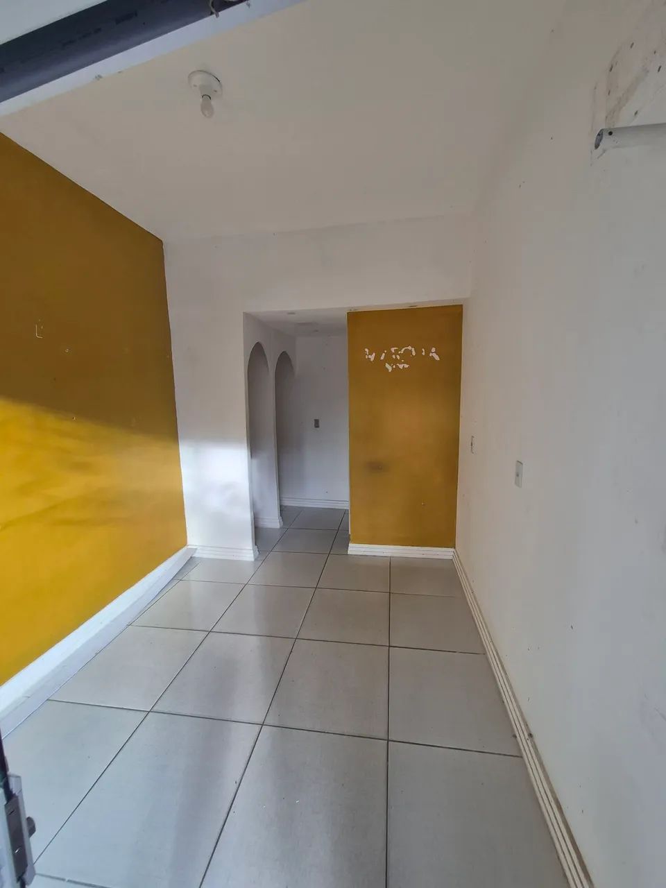 Ponto comercial em casa amarela - Foto 4