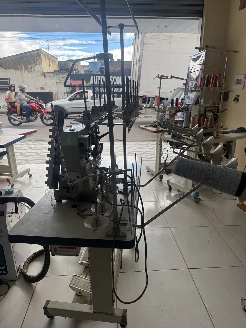 Máquina Elastiqueira Direct drive revisada - Foto 4