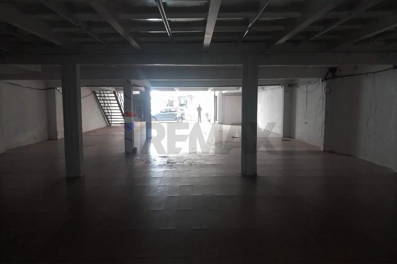 LOJA NA RUA HALFELD 1000 M² - Foto 4