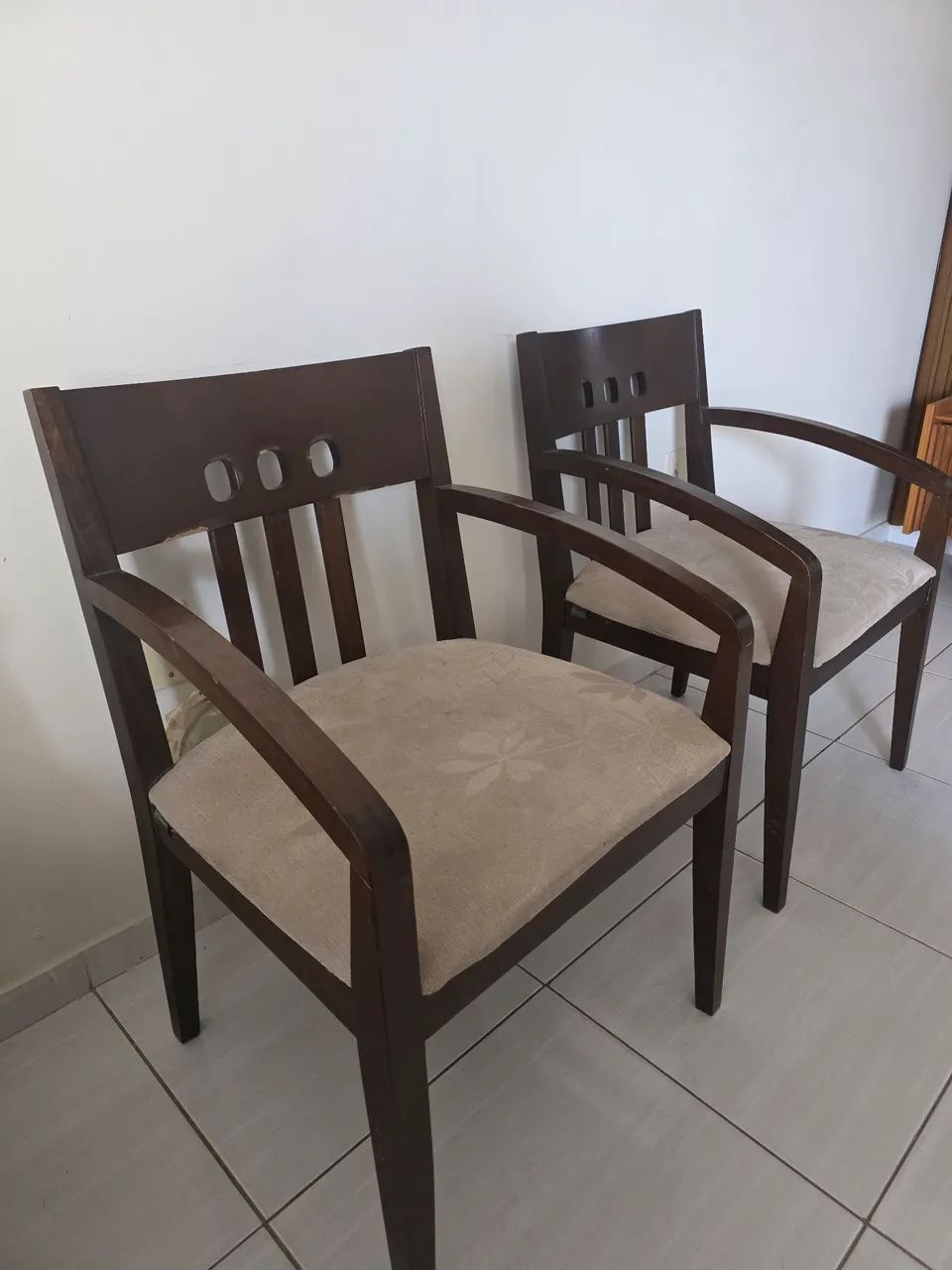 CADEIRAS POLTRONAS SALA - Foto 2